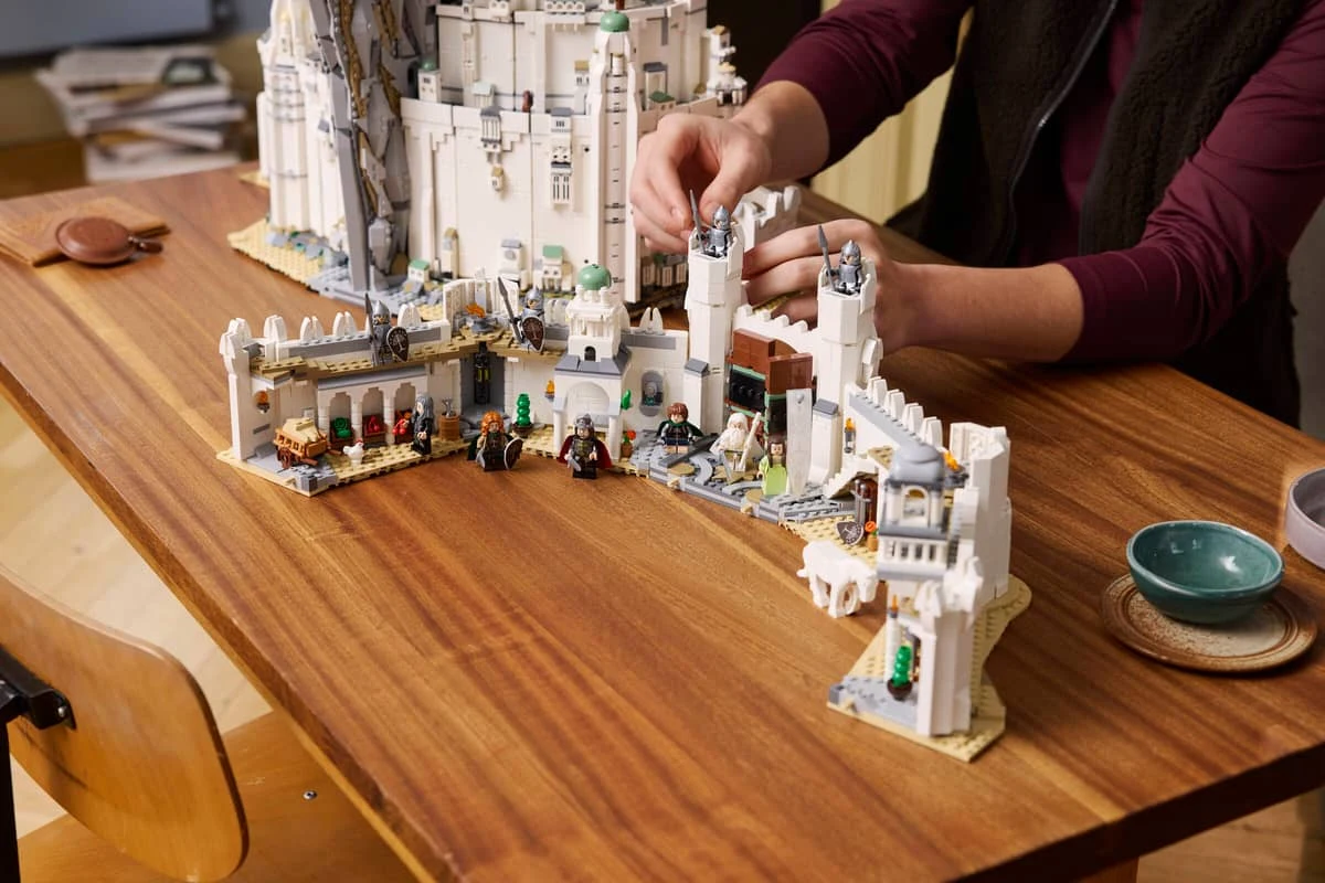 "LEGO Icons: Władca Pierścieni: Minas Tirith" "LEGO Icons: Władca Pierścieni: Minas Tirith"