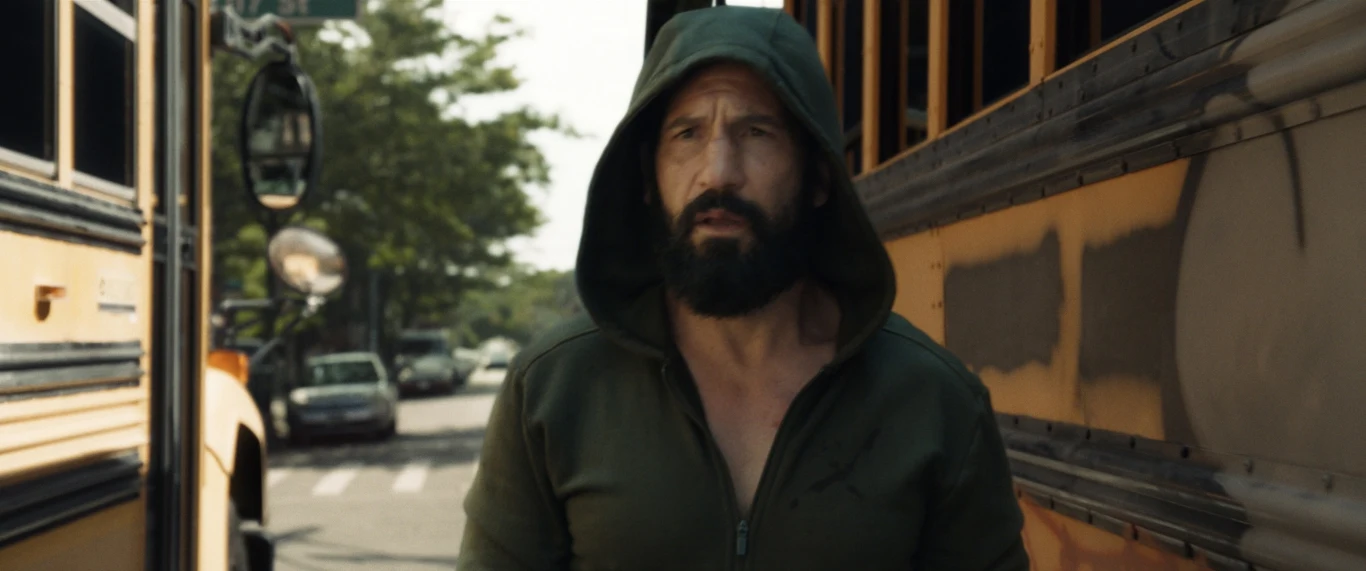 Jon Bernthal w filmie "Punisher: Ostatnie starcie" Jon Bernthal w filmie "Punisher: Ostatnie starcie"