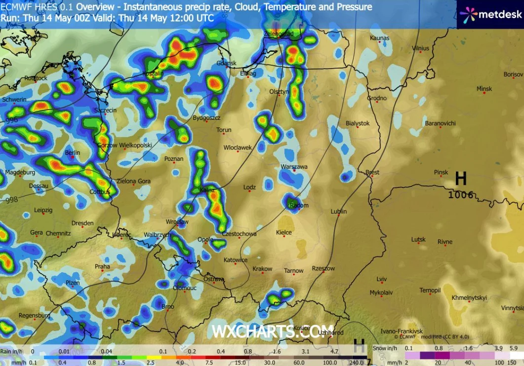 Mapa pogodowa Polski z zaznaczonymi intensywnymi opadami w zachodniej i północnej części kraju, wysokim ciśnieniem nad wschodem oraz szczegółową legendą opadów i temperatury.