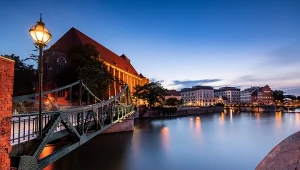 Wrocławski szlak neonów i street artu