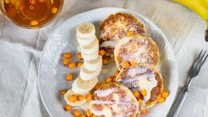 Placuszki z serka wiejskiego z bananem doskonale sprawdzą się na kolację