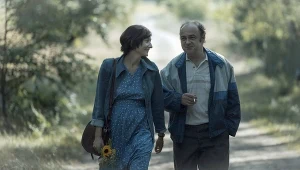 Magdalena Popławska i Arkadiusz Jakubik w scenie z filmu "Nasza rewolucja"
