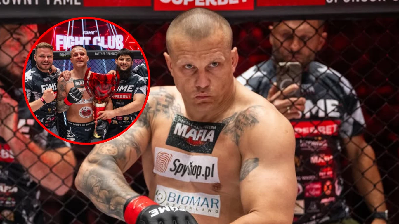 Zawodnik MMA z wyrazem determinacji na twarzy stoi w klatce, na ciele widoczne liczne tatuaże i logotypy sponsorów; w okrągłym kadrze powyżej trzech mężczyzn, jeden z nich trzyma trofeum i nosi pas mistrzowski, wszyscy pozują do zdjęcia po walce.