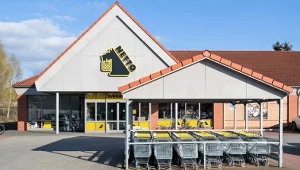 Netto kończy akcję 1+1 gratis. Jeszcze dziś kupisz kawę i Persil taniej