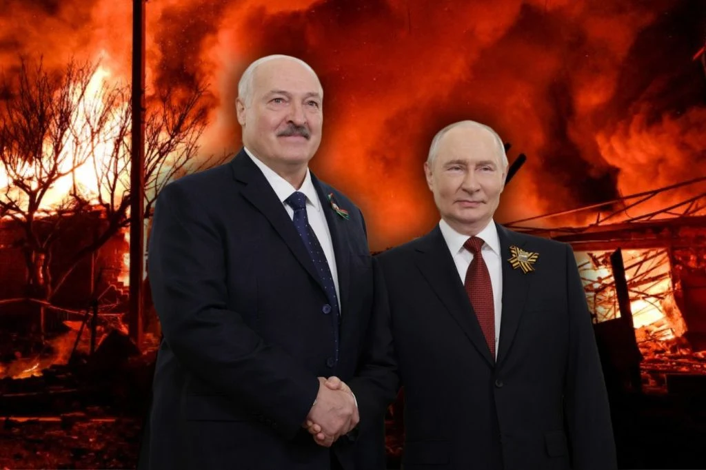 Według Wołodymyra Zełenskiego Moskwa naciska na Białoruś w sprawie ataku na Ukrainę lub jedno z państwa NATO Alaksandr Łukaszenka i Władimir Putin, w tle płonący budynek w Ukrainie