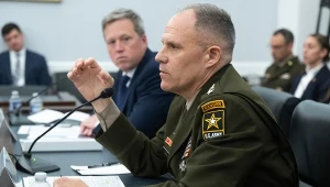 "Policzek wymierzony Polsce". Zawrzało w Kongresie USA, tłumaczenia dowódcy