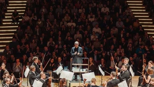Festiwal Muzyki Filmowej w Krakowie 2026: James Newton Howard i Orkiestra Filharmonii Krakowskiej, fot. Borys & Robert Słuszniak