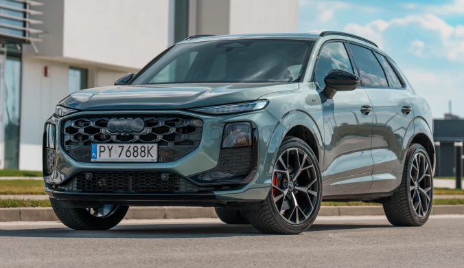 Pas przedni nowego Audi Q3 nawiązuje do elektryków marki, takich jak Q6 e-tron