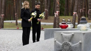 Wołodymyr Zełenski i pierwsza dama upamiętnili polskie ofiary NKWD w 1940 r.