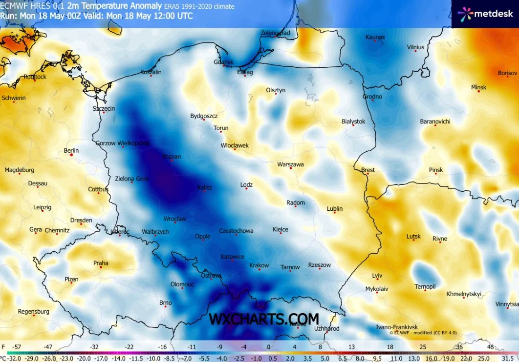 W poniedziałek w zachodniej połowie kraju będzie chłodniej, ale jednocześnie zdecydowanie spokojniej Mapa anomalii temperatury powietrza nad Polską z przewagą niebieskich odcieni w centrum, południu i zachodzie kraju, oznaczających znaczne ochłodzenie względem normy wieloletniej; regiony wschodnie i północno-wschodnie zaznaczone odcieniami żółci i pom...