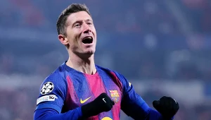 Robert Lewandowski celebrujący jedną z bramek zdobytych w barwach FC Barcelona
