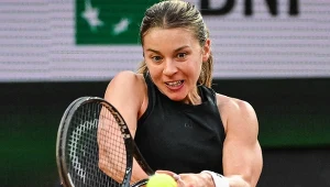 Tenisowy nokaut Polki na Court Suzanne Lenglen. Historyczny mecz w Paryżu