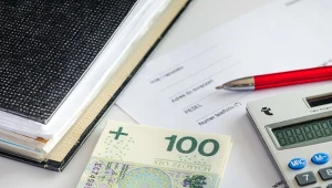 Roczne świadczenia pieniężne tworzą rozbudowany system wsparcia społecznego i pracowniczego.