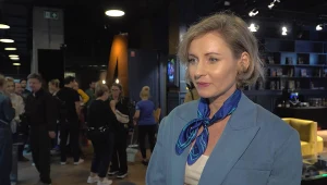 Zuzanna Grabowska: Dziewczyna w różowych włosach
