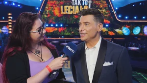 Kacper Kuszewski na planie "Tak to leciało!"