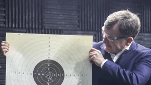 Chcą cofnąć Ziobrze pozwolenie na broń. Pojawiły się problemy