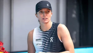 Świątek poznała rywalkę w Paryżu. Ostapenko na kursie Polki już na początku
