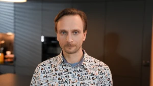 Daniel (Marek Kossakowski) niespodziewanie pojawi się w Rosso bez Kai