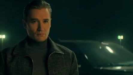  Seth Numrich jako Blaine Shaw w "The Boroughs"