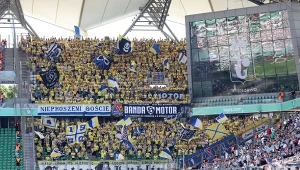 Tragedia na meczu Legia - Motor. Kibic zmarł na trybunach. Przejmująca cisza