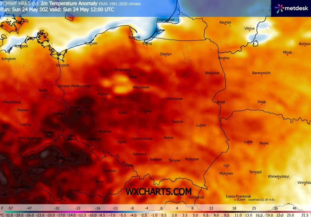 Mapa Polski z zaznaczonymi anomaliami temperatury, ukazująca wyraźnie podwyższone temperatury na większości obszaru kraju w porównaniu do średniej wieloletniej, z najwyższymi wartościami w południowej i centralnej części kraju.