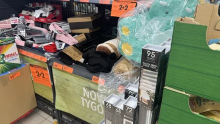 Lidl i Biedronka sprzedają markowe walizki przed wakacjami. Ceny mocno się różnią