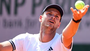 Dwa sety dla Hurkacza i zwrot akcji. Trzy godziny emocji na Roland Garros