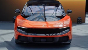 Ferrari Luce sprzedane na aukcji za 40 mln dolarów.