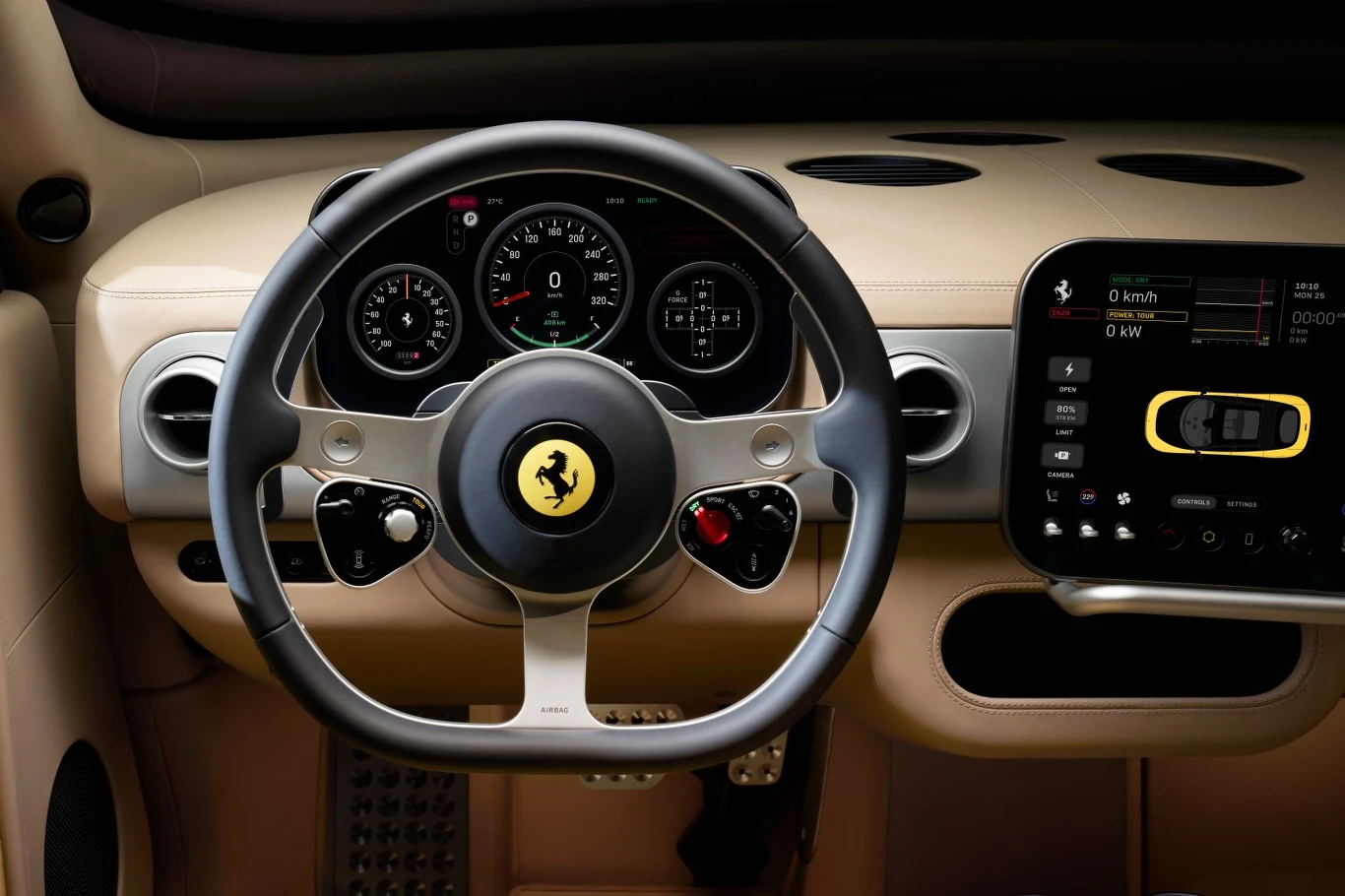 Skórzana kierownica z logo Ferrari, zaawansowany cyfrowy zestaw wskaźników oraz nowoczesny panel dotykowy na desce rozdzielczej w luksusowym wnętrzu samochodu sportowego.
