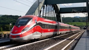 Pociągi KDP dla PKP Intercity z polskich fabryk? W tle rozmowy o konsorcjum