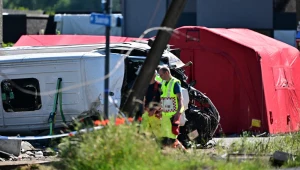 Szkolny bus uderzył w pociąg. Tragedia w Belgii, są ofiary