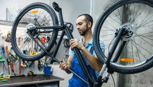 Ile kosztuje serwis roweru w 2026 r.?