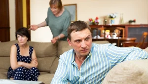 40-latkowie wracają do domu. "Mama opiekowała się mną, teraz moja kolej"