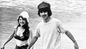 Pattie Boyd i George Harrison w lutym 1966 r. na Barbadosie
