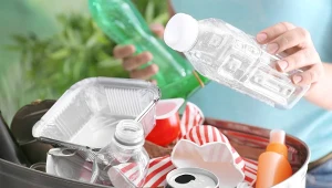 Jak wyrzucać plastikowe i szklane butelki? Pamiętaj o tym aspekcie