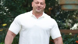Burneika sprzedaje swoją willę. Trzy razy taniej niż u Rubików
