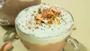 Kawa z pistacjami to doskonała propozycja na rozpoczęcie dnia