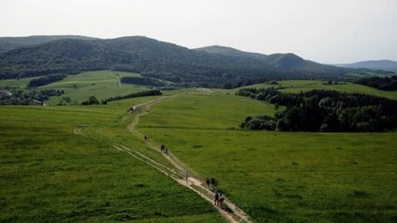Idealny kierunek na czerwcówkę z Krakowa. Co oferuje Beskid Niski? 