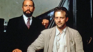 Robert De Niro i Mickey Rourke w scenie z filmu "Harry Angel"