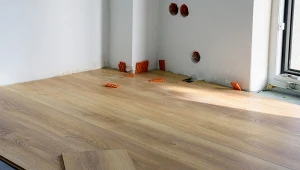 Drewniane materiały do wykończenia domu