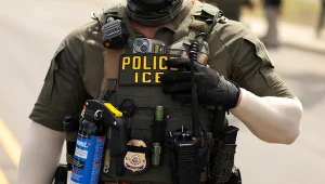 Agent ICE zatrzymany