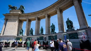 7318 dni oczekiwania. Marzą o jednym. Europejska stolica świadkiem hitu