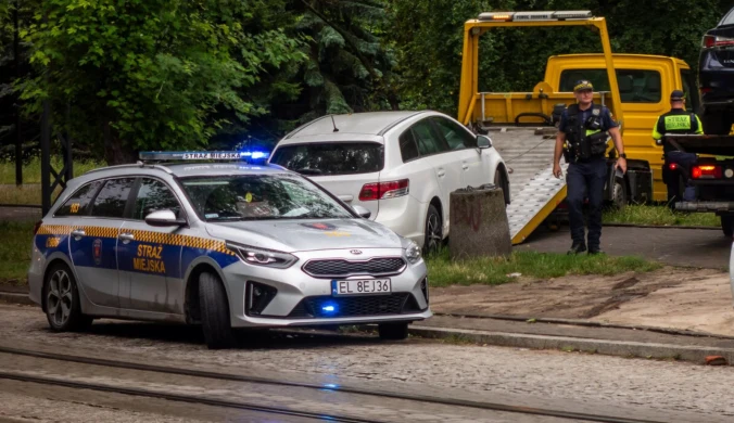 Strażnicy miejscy zyskali nowe uprawnienia. Mogą np. interweniować na przejazdach kolejowych