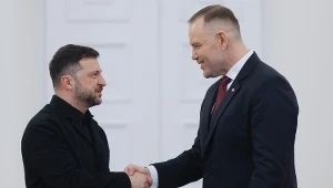 Prezydent Ukrainy Wołodymyr Zełenski (po lewej) oraz Karol Nawrocki (po prawej)