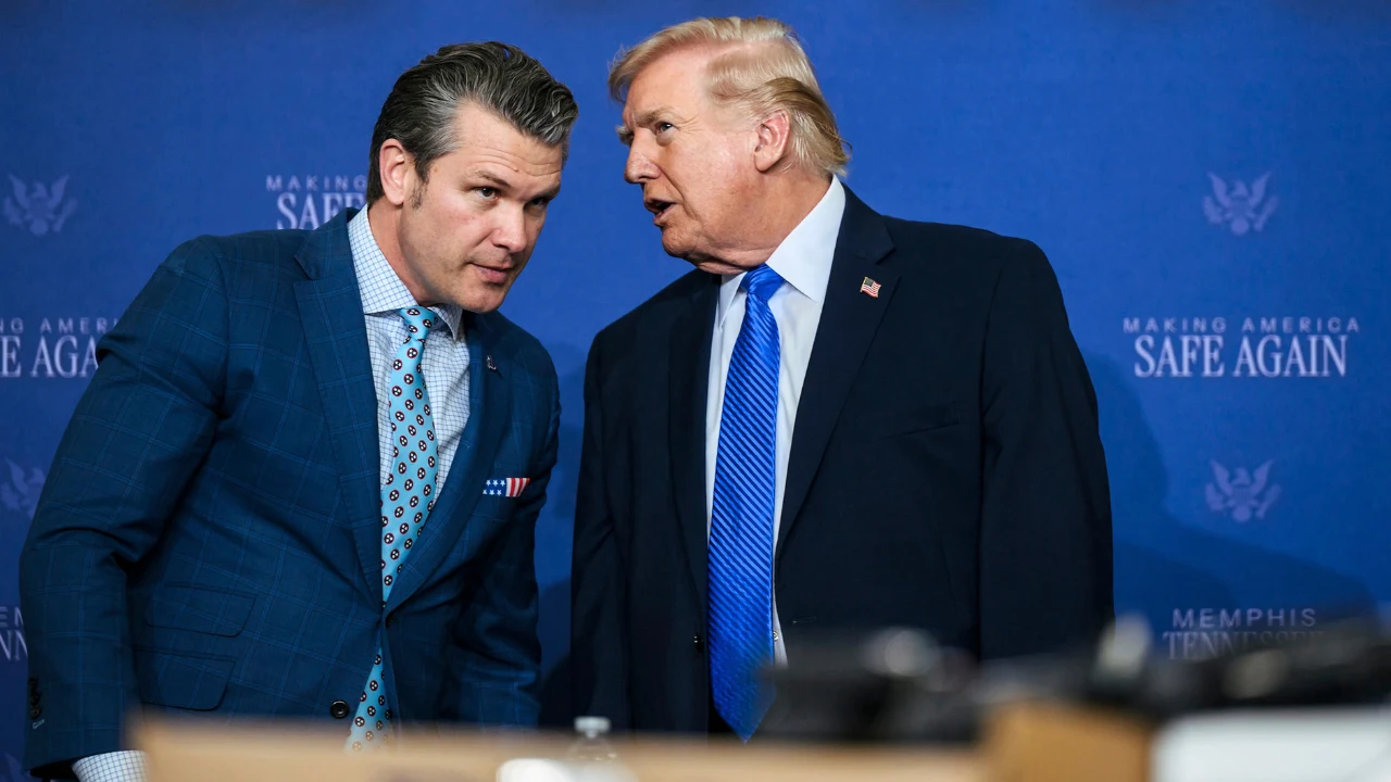 Pete Hegseth i Donald Trump Pete Hegseth i Donald Trump.