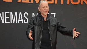 Bruce Dickinson jest wokalistą Iron Maiden