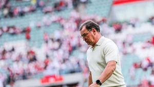 Jan Urban z żalem po Ukrainie. "Chcecie przykład, że też jesteście na wczasach?"