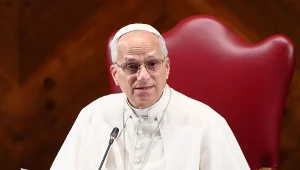 Wieża Babel w Watykanie. Co naprawdę napisał papież Leon XIV?