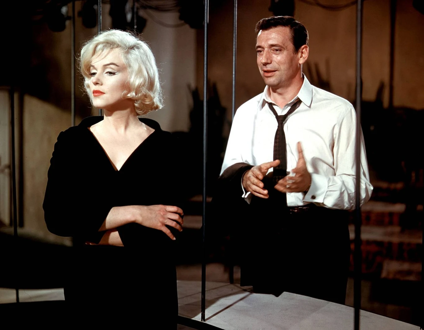 Marylin Monroe i Yves Montand w "Pokochajmy się"