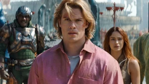 Nicholas Galitzine w scenie z filmu "Władcy wszechświata"